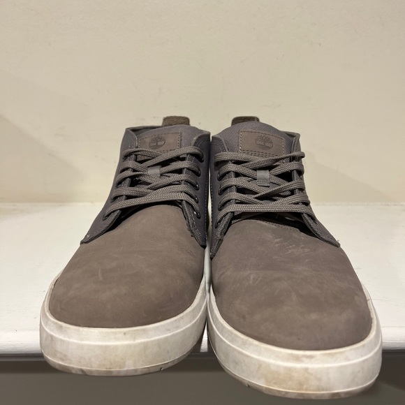 Timberland Mens Davis Chukka Sneakers Color Gray Nubuck Size 12M Style TB0A1SES